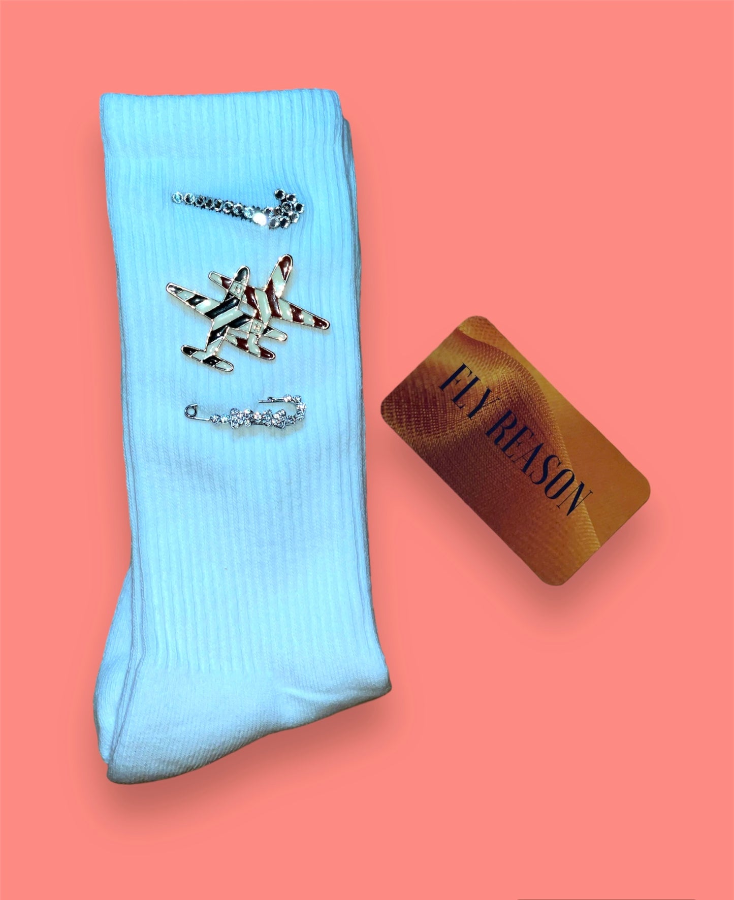 RECONSTRUCTED CLASSIC NIKE SOCKS (BROOCHE)